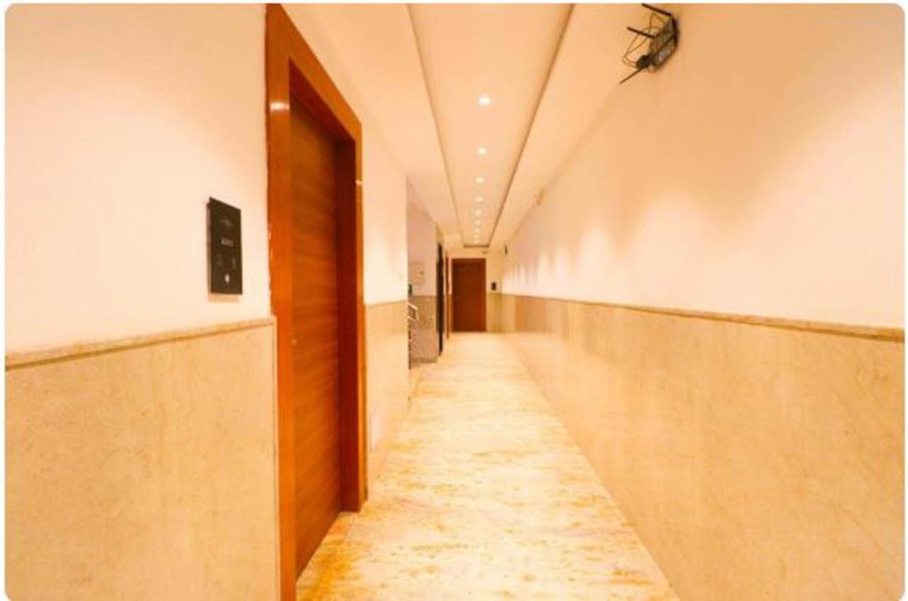 Hotel Royal Sky Luxury Near Delhi Airport New Delhi Buitenkant foto